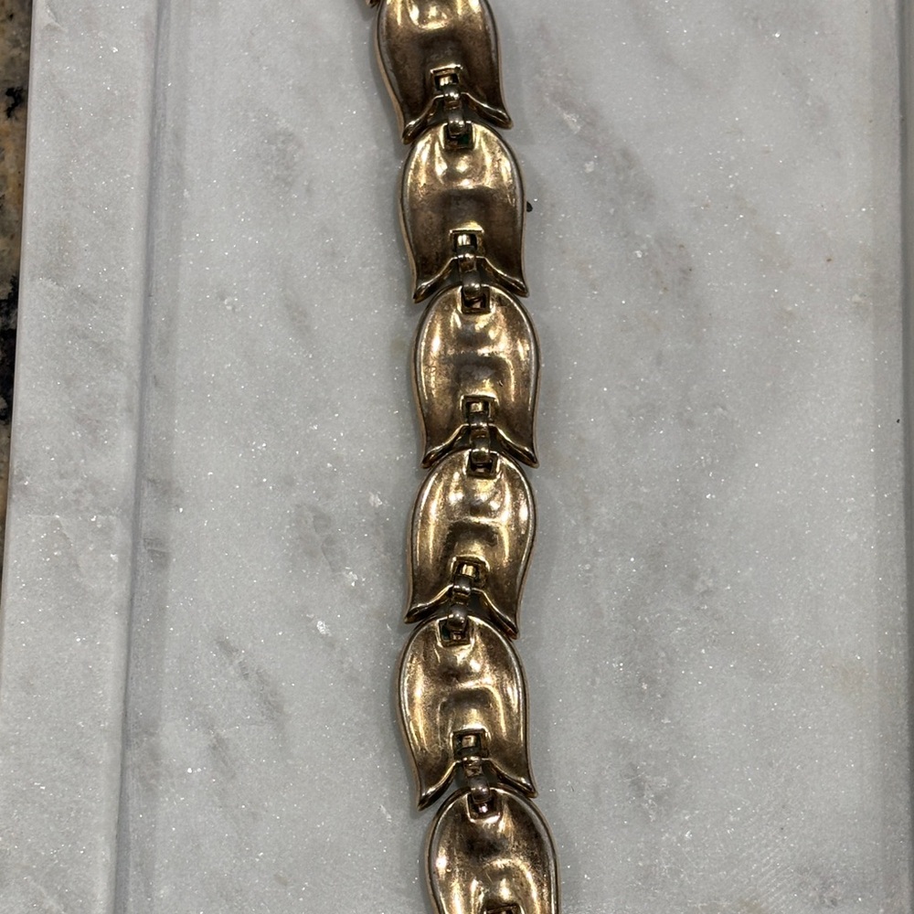 VTG Trifari Green Tulip Link Bracelet Gold Tone Lucite Floral Mid Century Signed - Picture 4 of 4